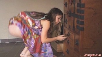 Hippie-Kleid auf Teenager Strippen