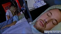 Горячая сцена секса между врачом и пациентом, клип-11