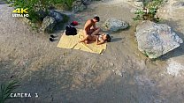 Nude beach sex, vidéo de voyeurs prise par un drone
