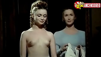 Emmanuelle Béart nackten szenen in A forbidden Love (1984)