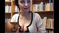 Vídeo pornográfico amador gratuito de webcam de biblioteca 77 - Girlpussycam.com-8