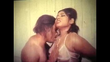 Bangladeshi Behind Scenes unzensierte volle nackte Schauspielerin Hardcore And Bathroom Nipple Show