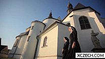 カトリックの修道女とモンスターとのクレイジーポルノ-Tittyholes-XCZECH.com
