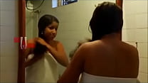 Aunty In Bathroom Hot Curtas-metragens do Sul da Índia