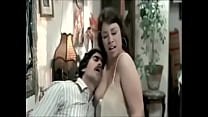 Yeşim Ceren Bozoğlu küsst ihre Brüste - [www.escordum.com]