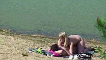 ハンブルクのビーチで盗撮若いドイツ人カップルの性交