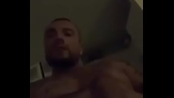 Guè pequeño comes out the fuck in live on instagram