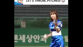 GameSpot - Chun Li can throw. Watch the original video...