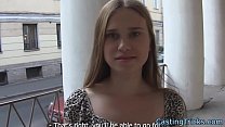 Vollbusige Euro-Amateurin wird auf durchgesickertem Sextape gefickt