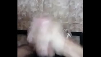 ample cum in the bath