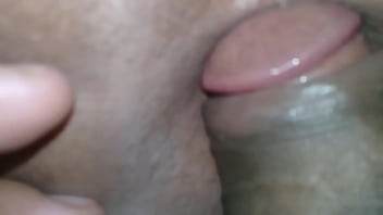 Mi hembra probando anal