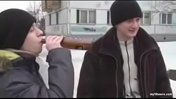 18anni i russi scopati - TEENIEHOT.COM