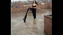 dança quente ao ar livre indiana saree garota