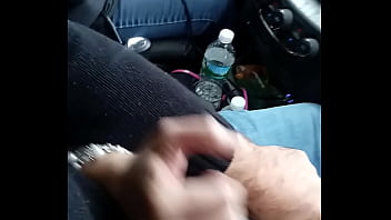 Masturbazione con la mano a 70 mph