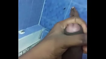 Cazzo ragazzo Tamil con massaggio ai saponi