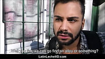 ゲイのセックスドキュメンタリー映画製作者によって外で現金のために犯された若いストレートスペインラテン系観光客