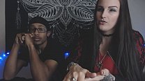 Kinky Camgirl Vlog # 6! Cuckolding réalité vs porno avec tatoué gros seins maîtresse alace amory & mâle sous