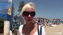 Cristal Moranti, une salope anale à la recherche d'une fête à Ibiza