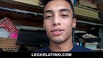 中かっこを持ったラテン系の少年は、RAWファックの後に乱雑な顔を取ります-LECHELATINO.COM
