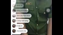 La police vietnamienne se rend au devoir pour discuter de sexe avec une caméra cachée | Voir aussi: http://bit.ly/GetMorexVideos-MrT