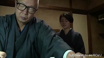 Belle épouse japonaise avec voisins Big Dick