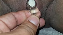 AR&KM Colocando o vibrador da minha esposa em sua vagina para fazê-la gozar