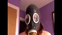 彼女の防毒マスクで私の変態の護衛