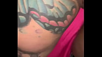 Кубинский член трахает татуированную задницу