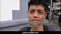 Симпатичный молодой латиноамериканский твинк в любительском видео заплатил деньги за трах с незнакомцем в видео от первого лица