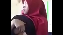Innocent Hijab снимает обнаженные видео - продолжительность 18 минут >> https://ouo.io/pVIvhK