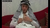 Príncipe árabe menino gostoso goza