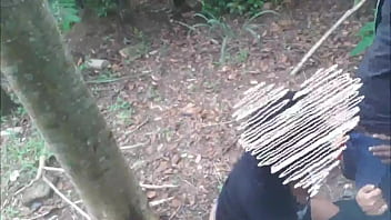 Sapeca RJ Pärchen beim Ficken im Wald - Komplettes Video auf Xvideos Red