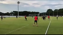 Marcinho Enfiando Bola pela Seleção