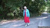 Hitchhiking blonde granny picked up and doggy-fucked roadside