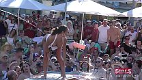Insane Pussy Twerk Fiesta en la piscina Key West Fest Sluts