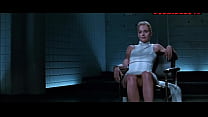 Scène légendaire de croisement et de décroisement des jambes de Sharon Stone