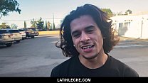 LatinLeche-ラテン系のファンボーイがカメラマンのコックを吸う