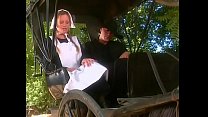 Amish und seine charmante goldhaarige Frau mit großen Titten Nina Ferrari gingen in die nächste Stadt, um sich mit dem Schmied zu verabreden