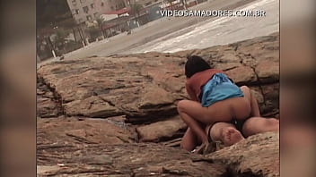 Exhibitionist Couple Caught Having Sex On Urban Beach In Brazil