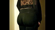 Sexy mariquita culo en leggings