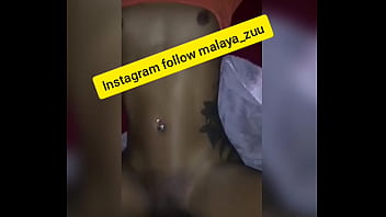Malaya partage sur Instagram Suivez malaya zuu