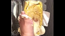 Zertrümmernder Zitronenkuchen-Fußfetisch