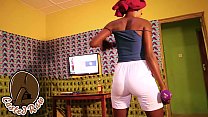 sexy Naija Mädchen ficken ihren großen Schwanz Freund über ein Spiel