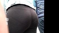 young ass in leggings