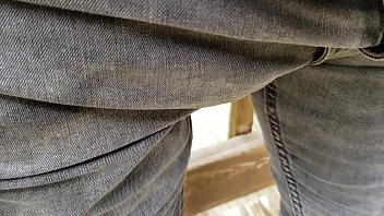meando jeans ajustados