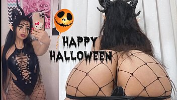 Halloween 2020 - Súcubo convocado - Horror porno - Hablar sucio, mamada, follar tetas - Corrida en la boca