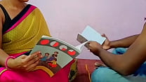 Une enseignante indienne persuade un étudiant pour le sexe
