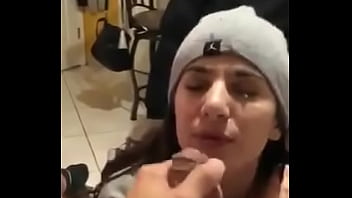 Cumming in Novinha's face