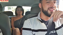 I WENT TO PICK UP MY FRIEND WHO ARRIVED FROM RIO DE JANEIRO, BELIEVE SHE ALREADY CAME WITHOUT PANTIES FOR ME TO TAKE ME IN THE CAR! ANGEL DINIZZ - LEO SKULL