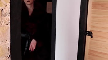 Retro sex with babe in fur coat
